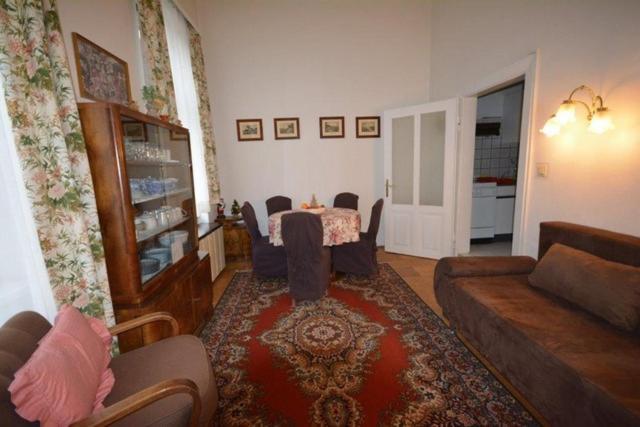 Vienna Holiday Apartments Экстерьер фото