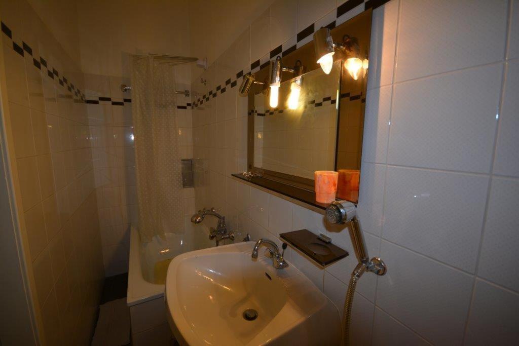Vienna Holiday Apartments Экстерьер фото